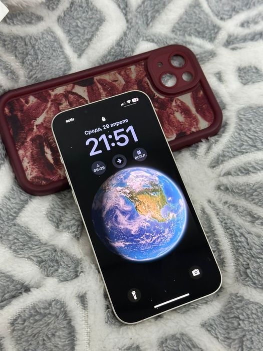 iPhone 13 белый цвет 128гб