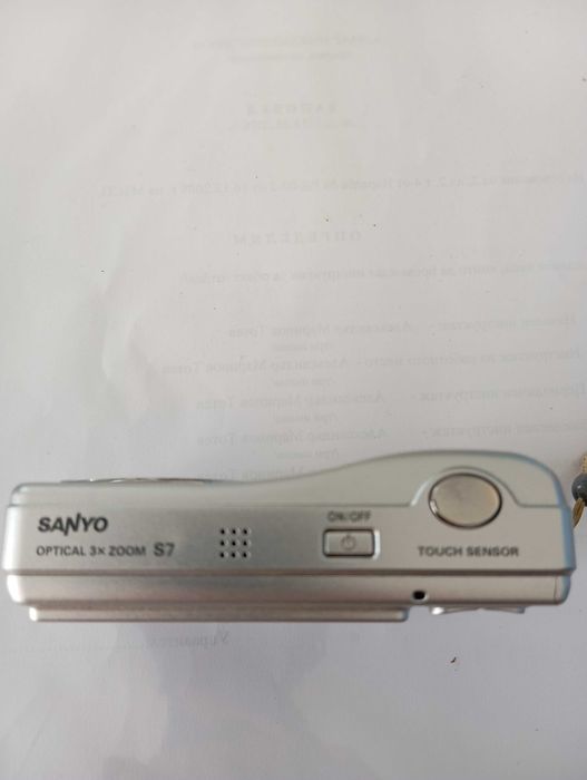 Цифров фотоапарат SANYO 7.1 MP