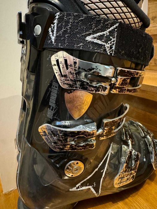 Clapari Atomic Hawkx