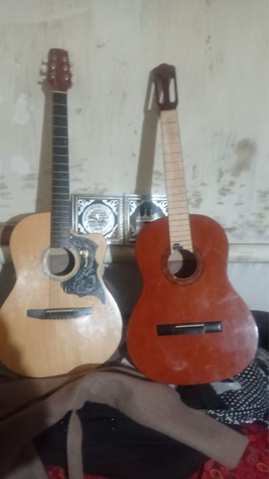 Продам две гитары