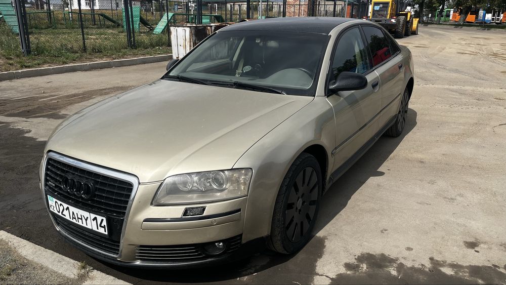 Продам ауди А8 автомобиль