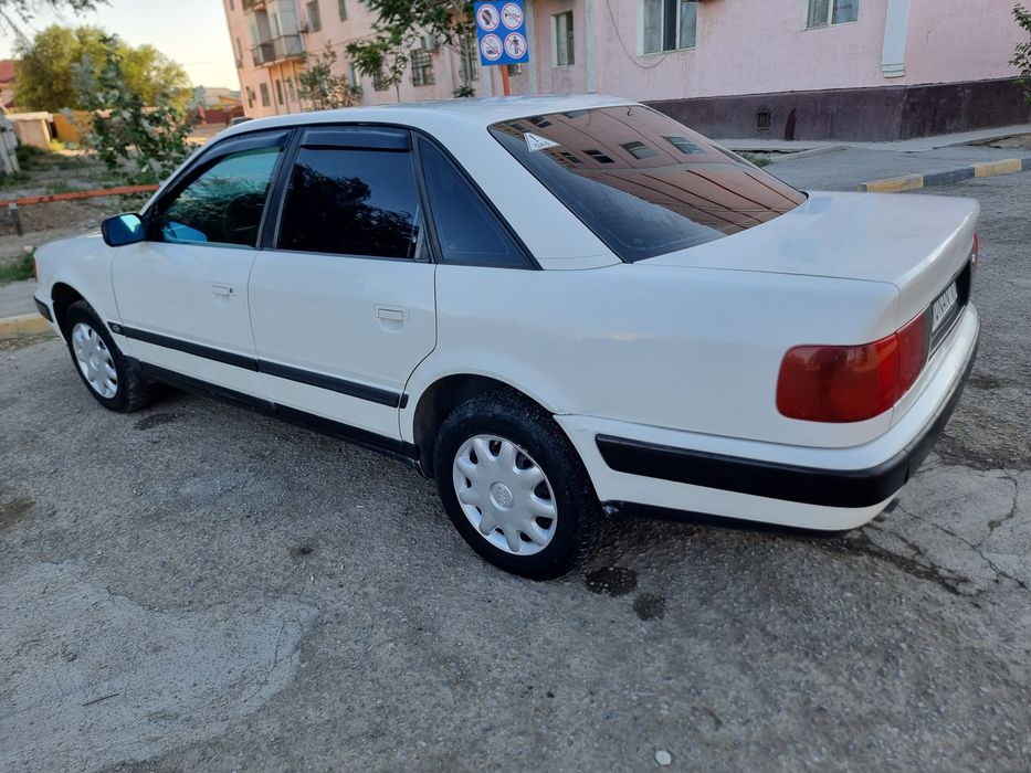 Ауди 100 с4 1992