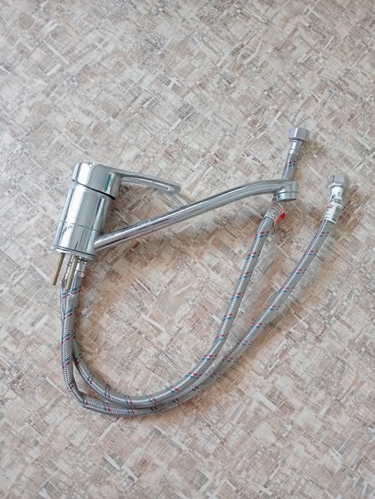 Сместитель кухонный