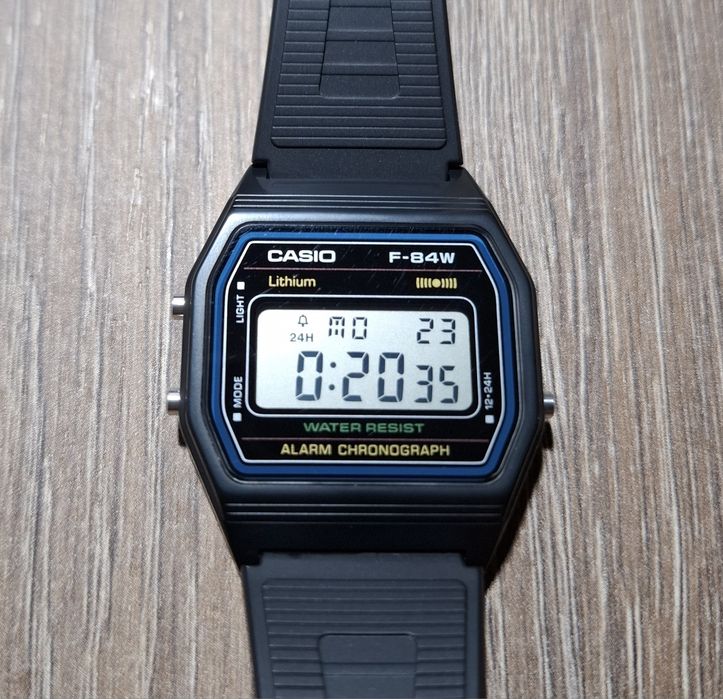 Casio F84W JDM original Bucuresti Sectorul 4 • OLX.ro