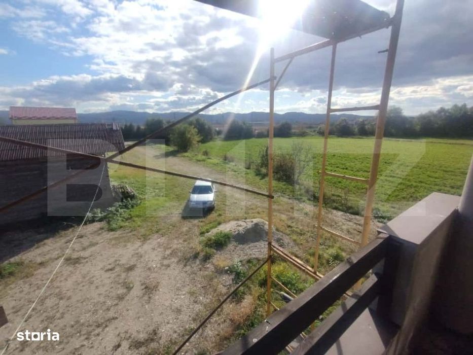 Sala evenimente, 1400 mp utili, 11600 mp teren, zona Uriu