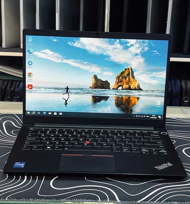 Lenovo Thinkpad E14 i5-1135G7 DDR4 8GB SSD 256GB 14'0 FHD Ips