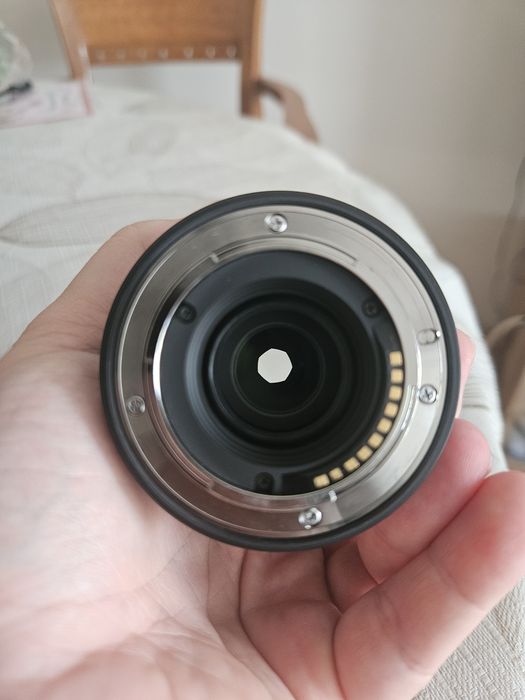 Sigma 18-50 f2.8 за Fuji X mount