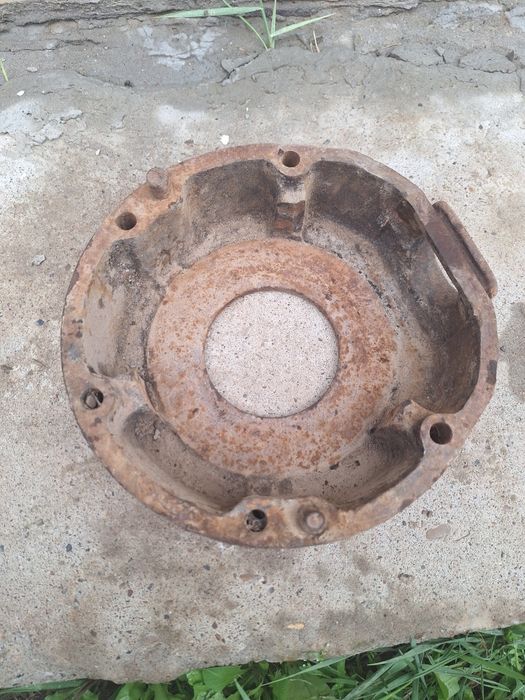 Продам кожух рабочего тормоза на мтз