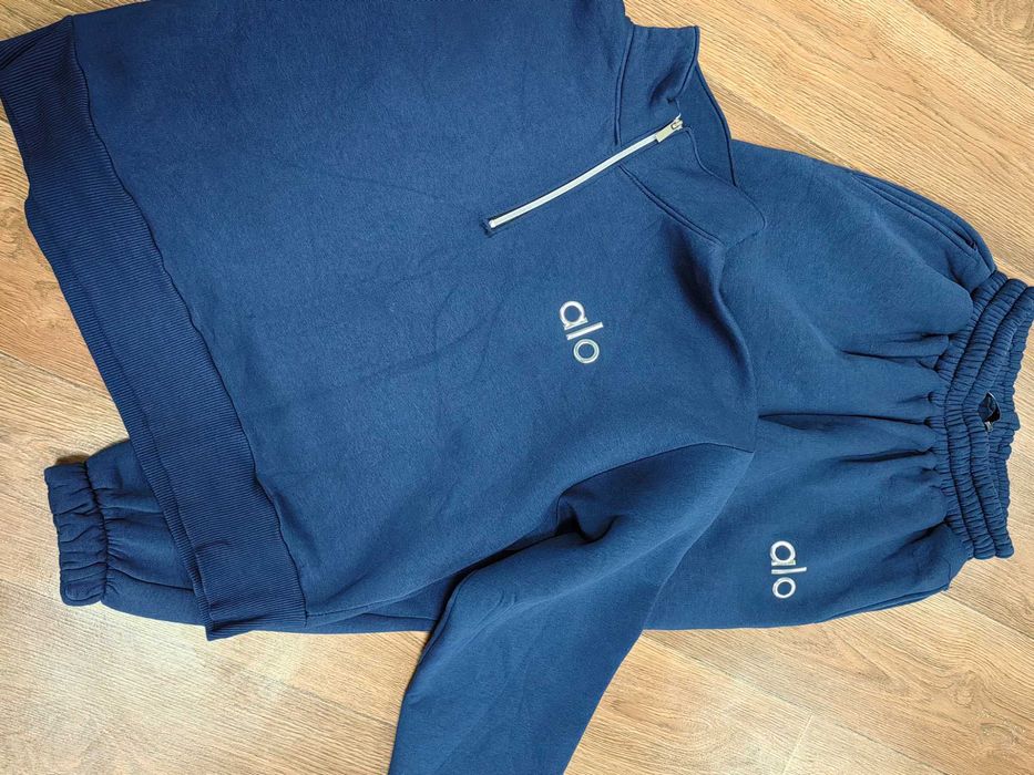 Дамски ватиран комплект М