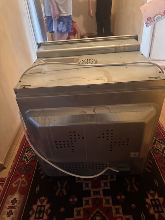 Фурна gorenje.