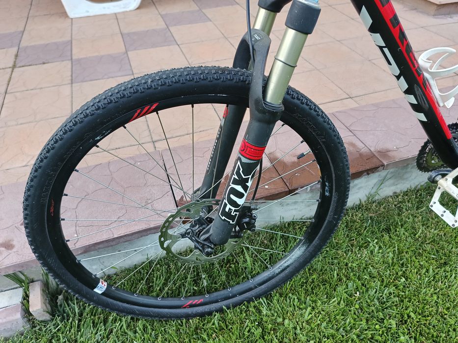 Trek elite 9.8 carbon full xt