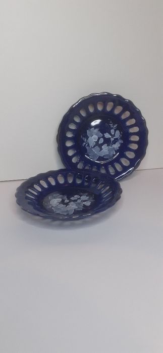 Vând farfuri din porțelan decorative