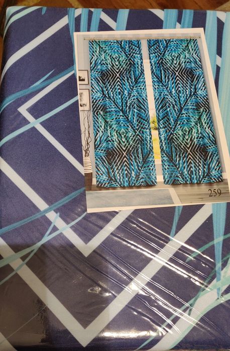 Продам новые комплект штор