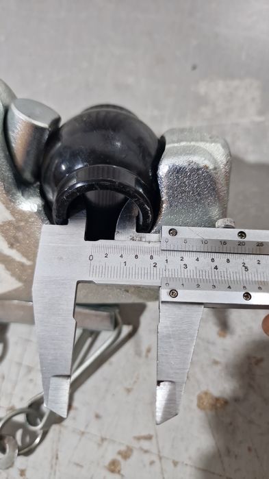 Tirant central tractor case 5140 preț 980 lei cu tva și transport inc