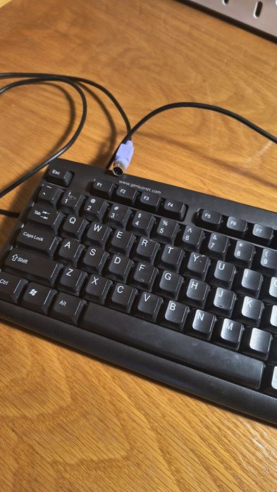 Tastaturi PS2 pentru PC vintage