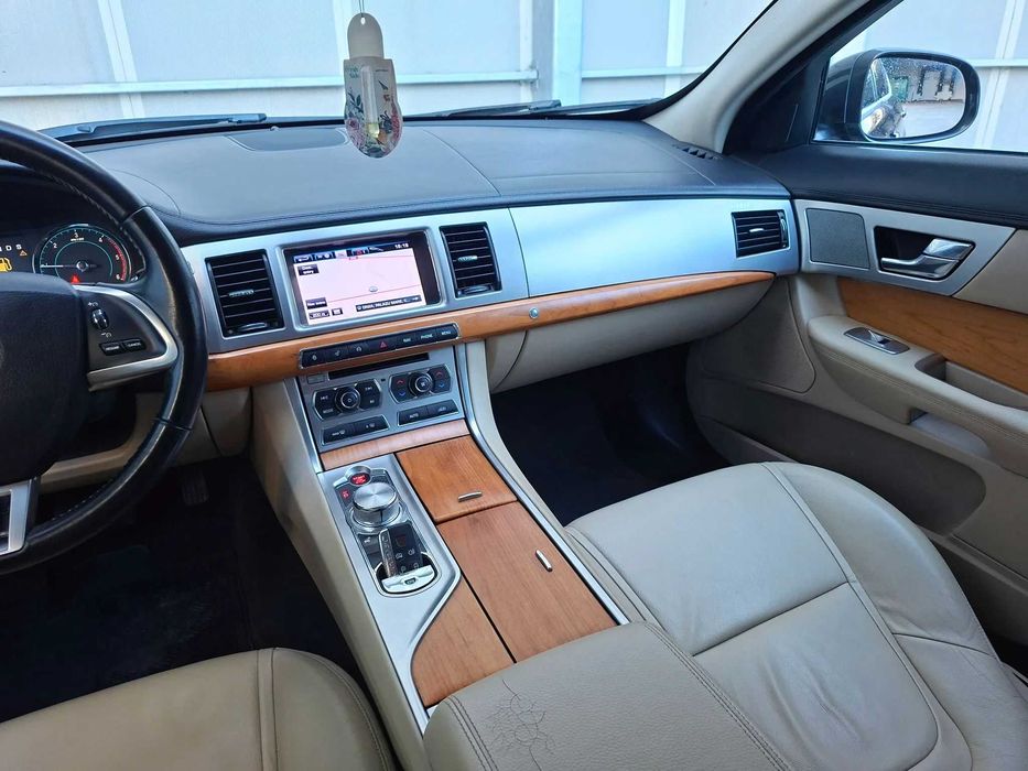 Jaguar XF 2014 2.2 diesel 160 cai