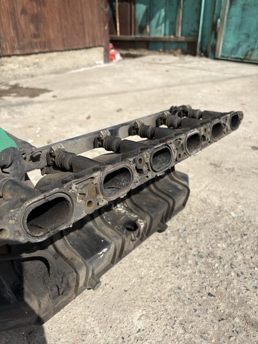Впускной коллектор м50б20