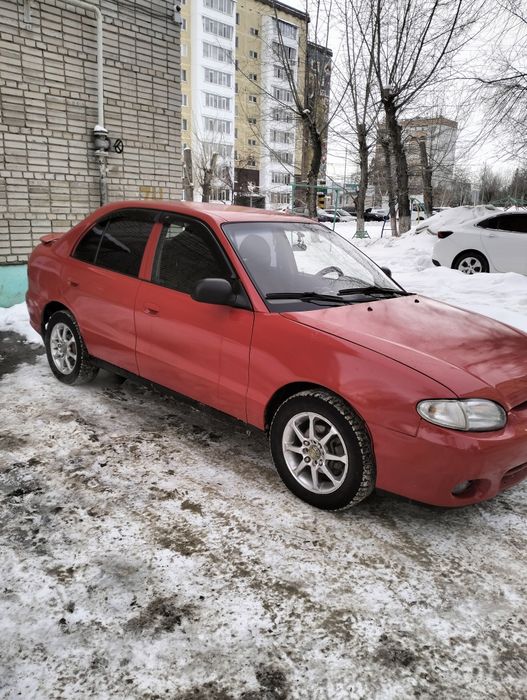 Хендай акцент...