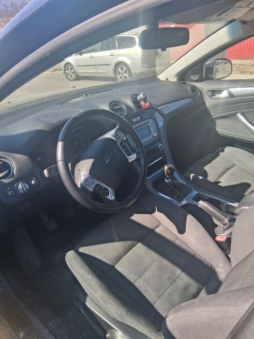 ford mondeo 2.0 diesel an 2012