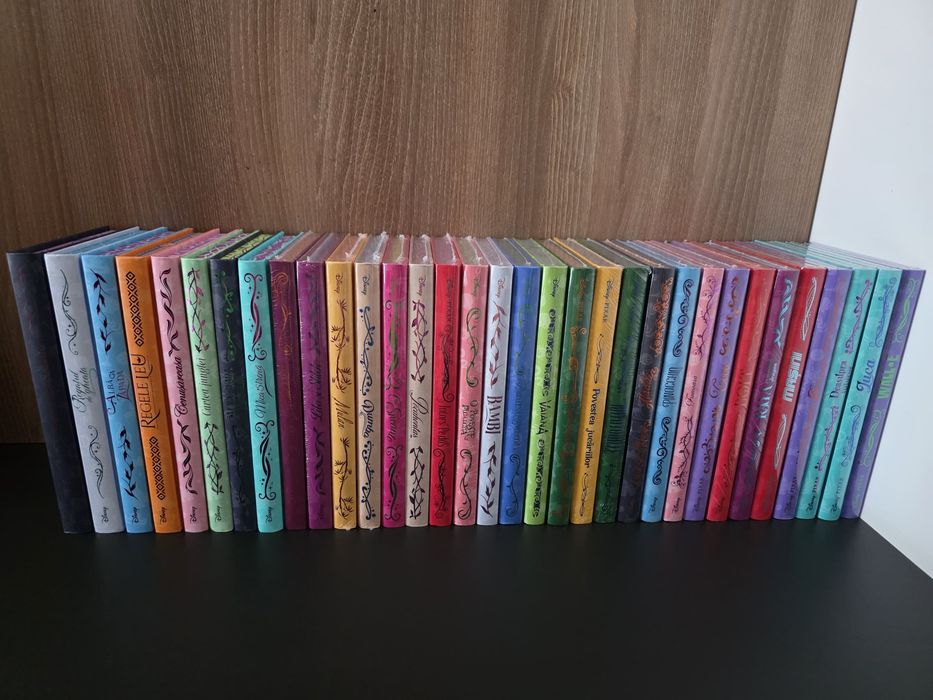 Primele 33 de volume Romanele Disney