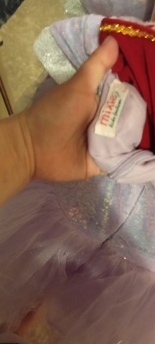 продам детские платья