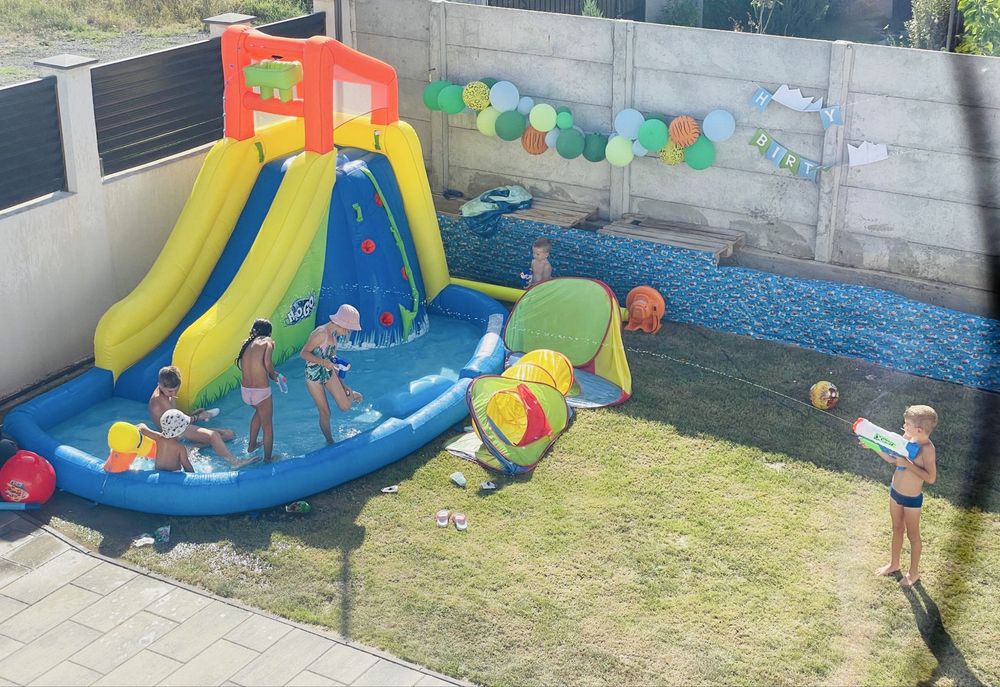 Tobogan gonflabil cu apa - Centru de joaca copii, Bestway Mega, gonflabil, PVC, 435 x 286 x 267 cm