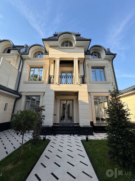Срочно Срочно Продаётся Люкс ДОМ в Мирзо Улугбекский район