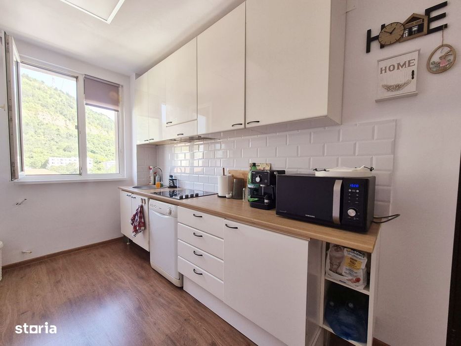 Apartament cu 2 camere, ultracentral, Piatra Neamț — fotografia 1