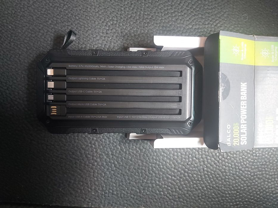 Vand baterie externa 20.000mAh incarcare solara ideala oriunde nu ai curent/priza