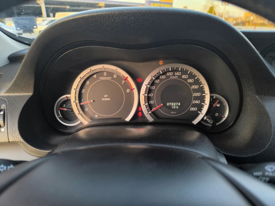 Хонда акорд 2.0 газ