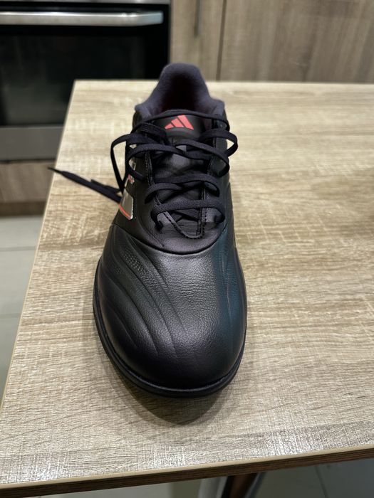 Футболни маратонки adidas