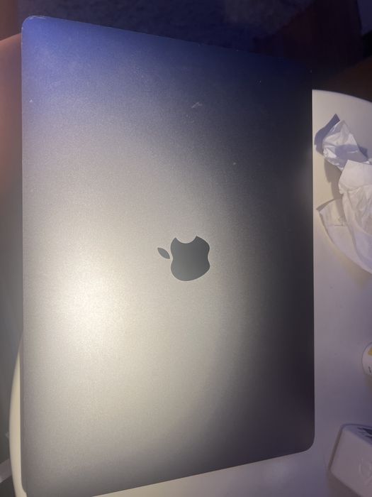 Macbook  pro A1708