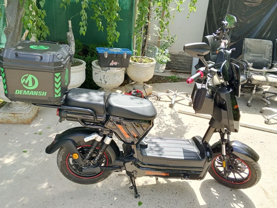 Elektro skuter demansh