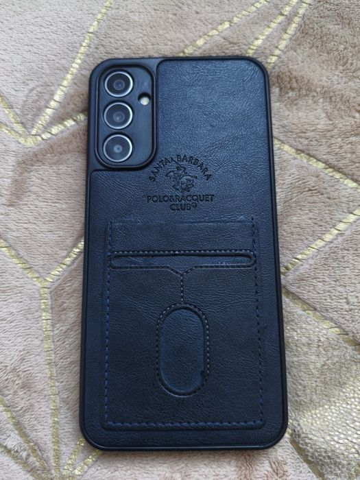 Продам телефон ,