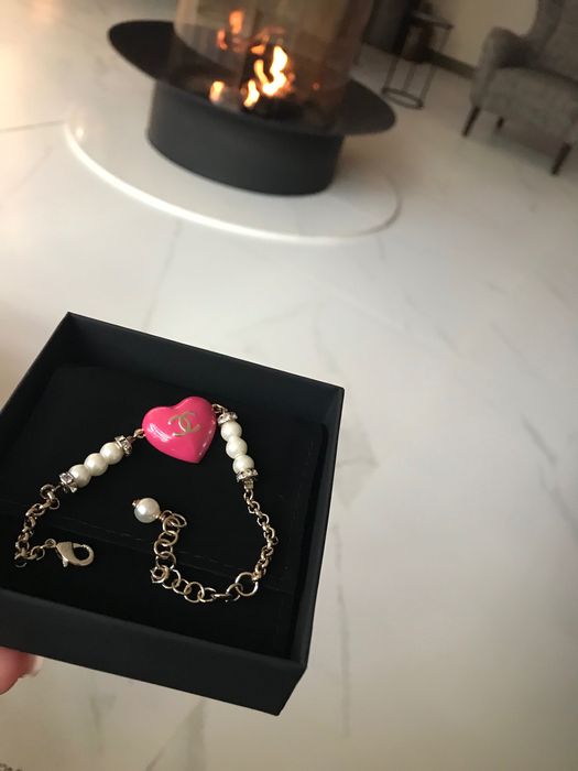 Chanel гривна сърце