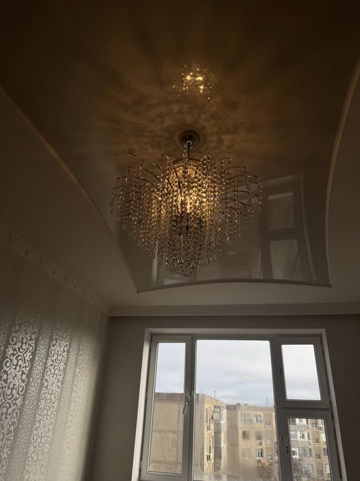 Продаю люстру город Актау