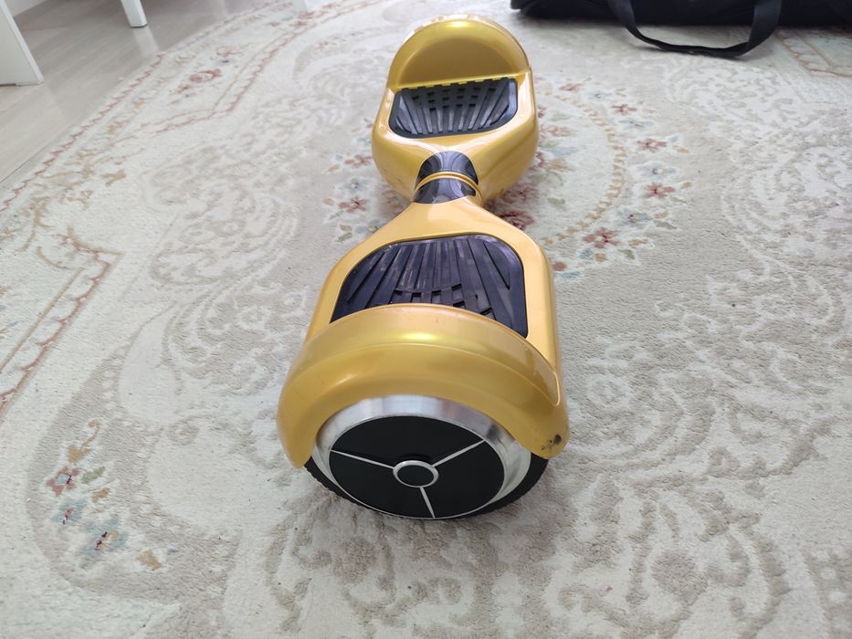 Гироскутер с чехлом,почти новый