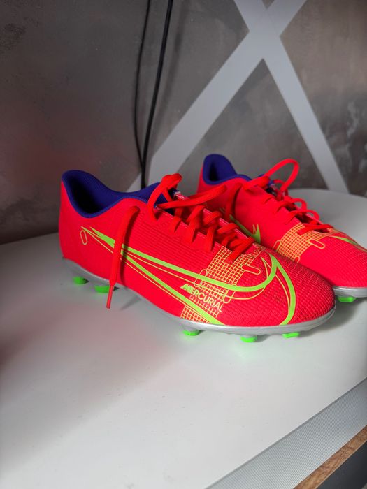 Ghete de fotbal Nike Jr. Mercurial Vapor 14 Club FG/MG, Rosu