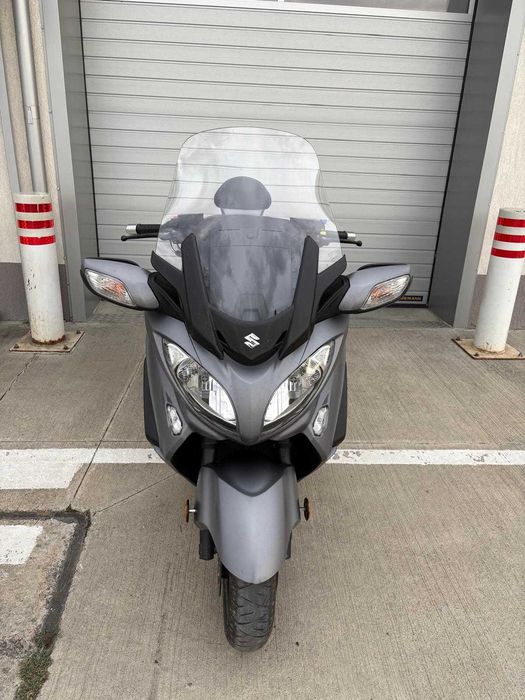 Suzuki Burgman 650 executive