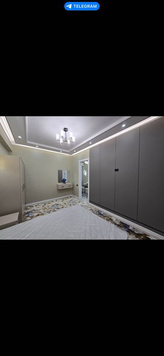 продается своя квартира улица рудакий красный дом