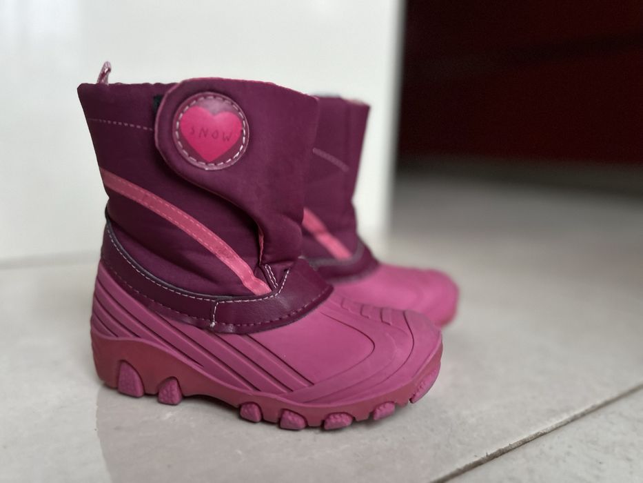 Светещи ботуши и затворени обувки DD Step за момиче, 28 номер