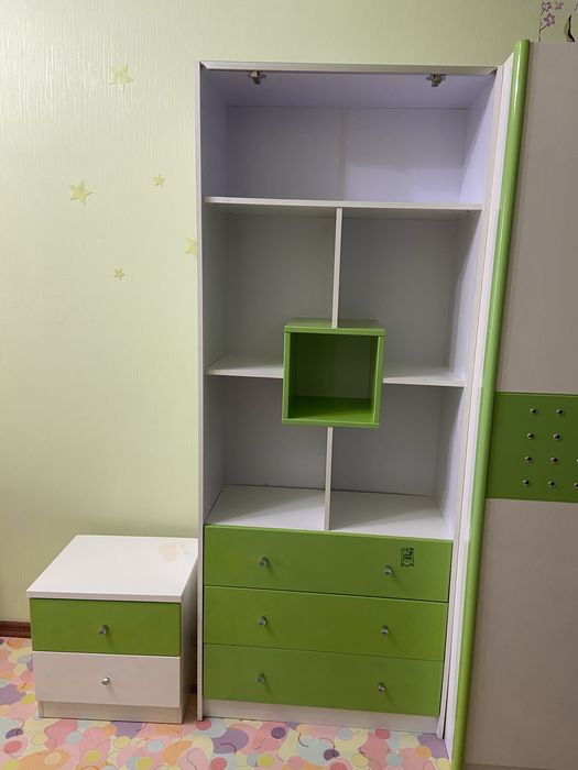 Детский  гарнитур  в  хорошем  состоянии