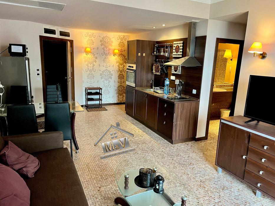 Продава се Двустаен апартамент в к.к. Слънчев бряг - 105 кв.м за 1300 €/кв.м - Снимка #1