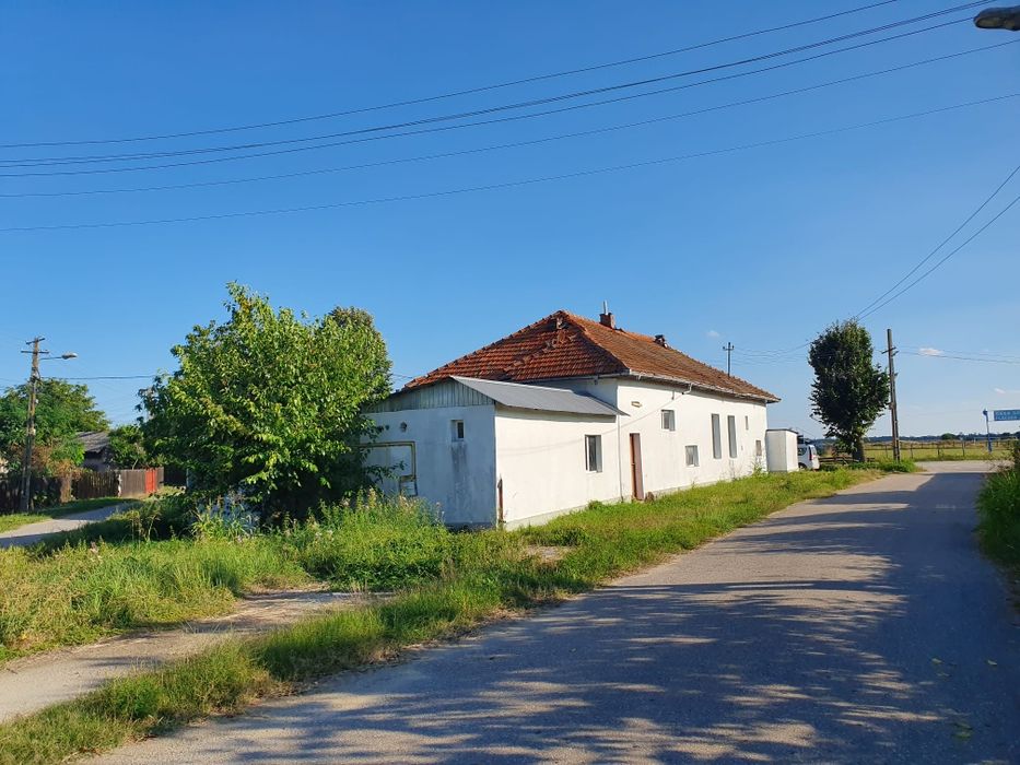 Teren plus clădire zona industriala Leordeni