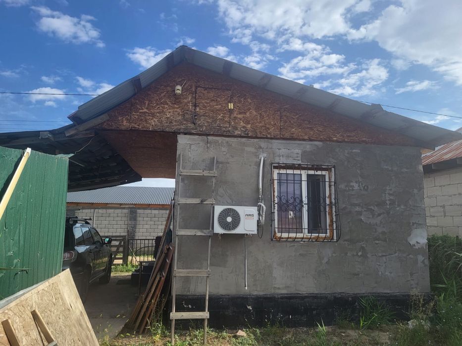 Үй сатылады 2 бөлмелі. Кемертоғаноа