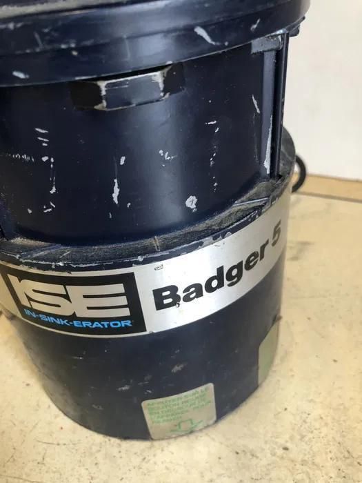 Tocator resturi alimentare Badger -A-