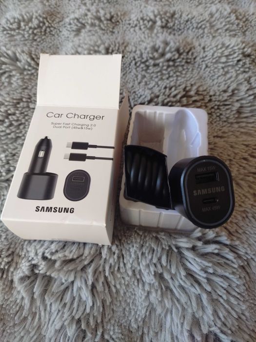 Зарядно за кола Samsung 2.0 super fast
