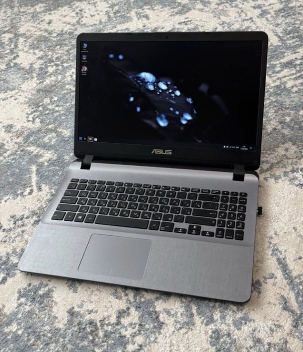 Ультрабук Asus 2020 года Ssd 128Gb Azu 4Gb
