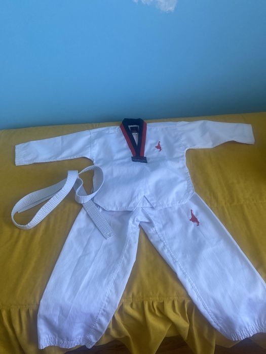 Продам добок (форма для тхэквондо)