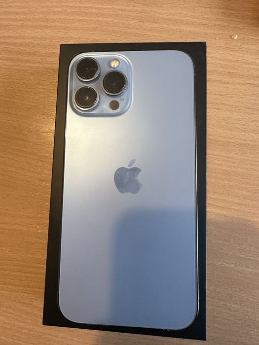 Iphone 13 pro max Sierra Blue
